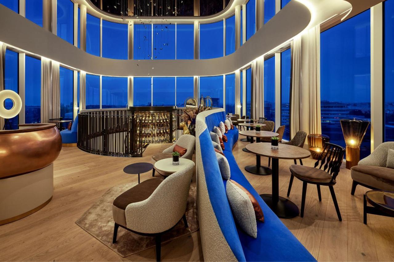 Ac Hotel By Marriott Страсбург Екстериор снимка